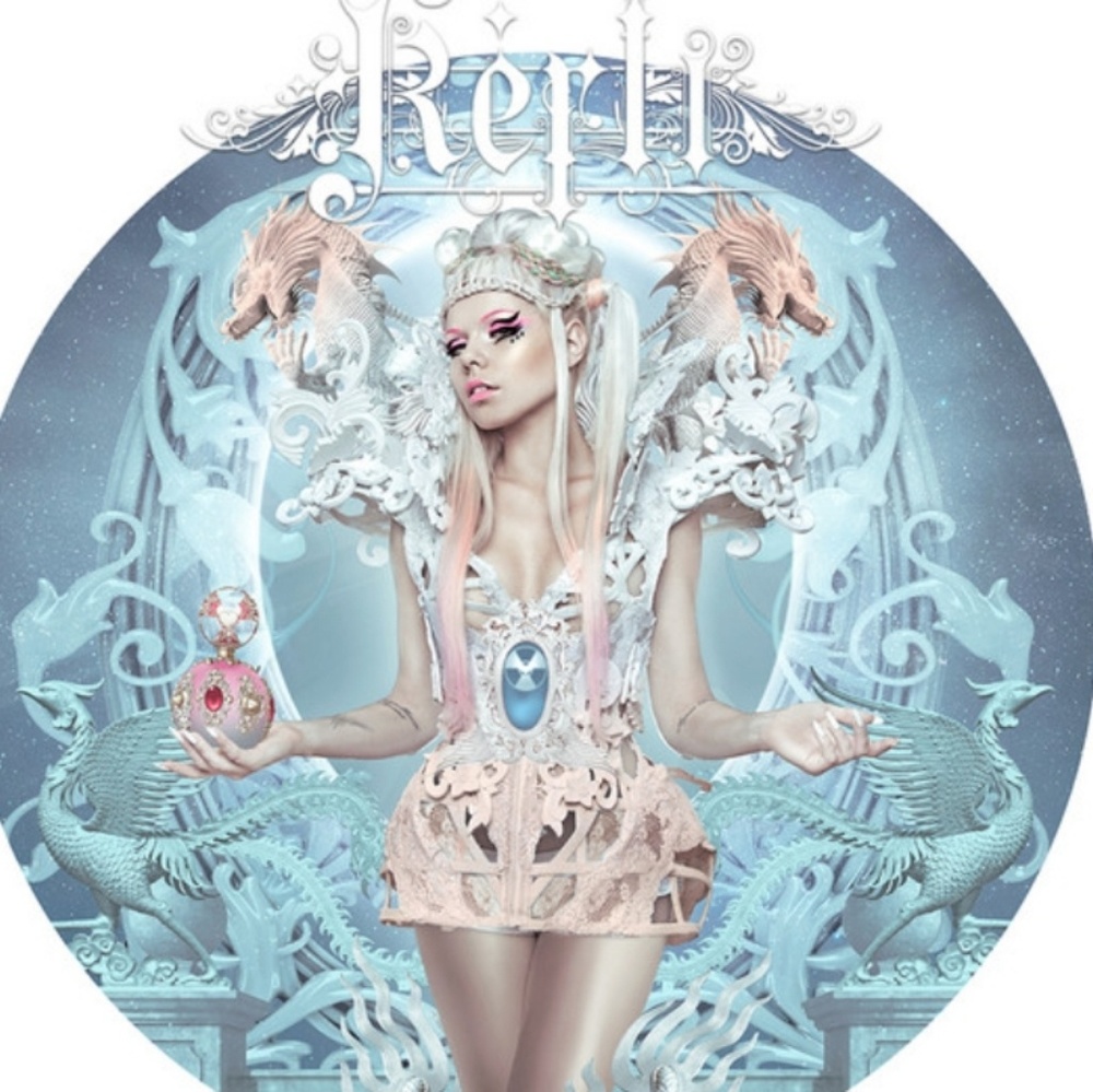 Meet your Posher, Manda